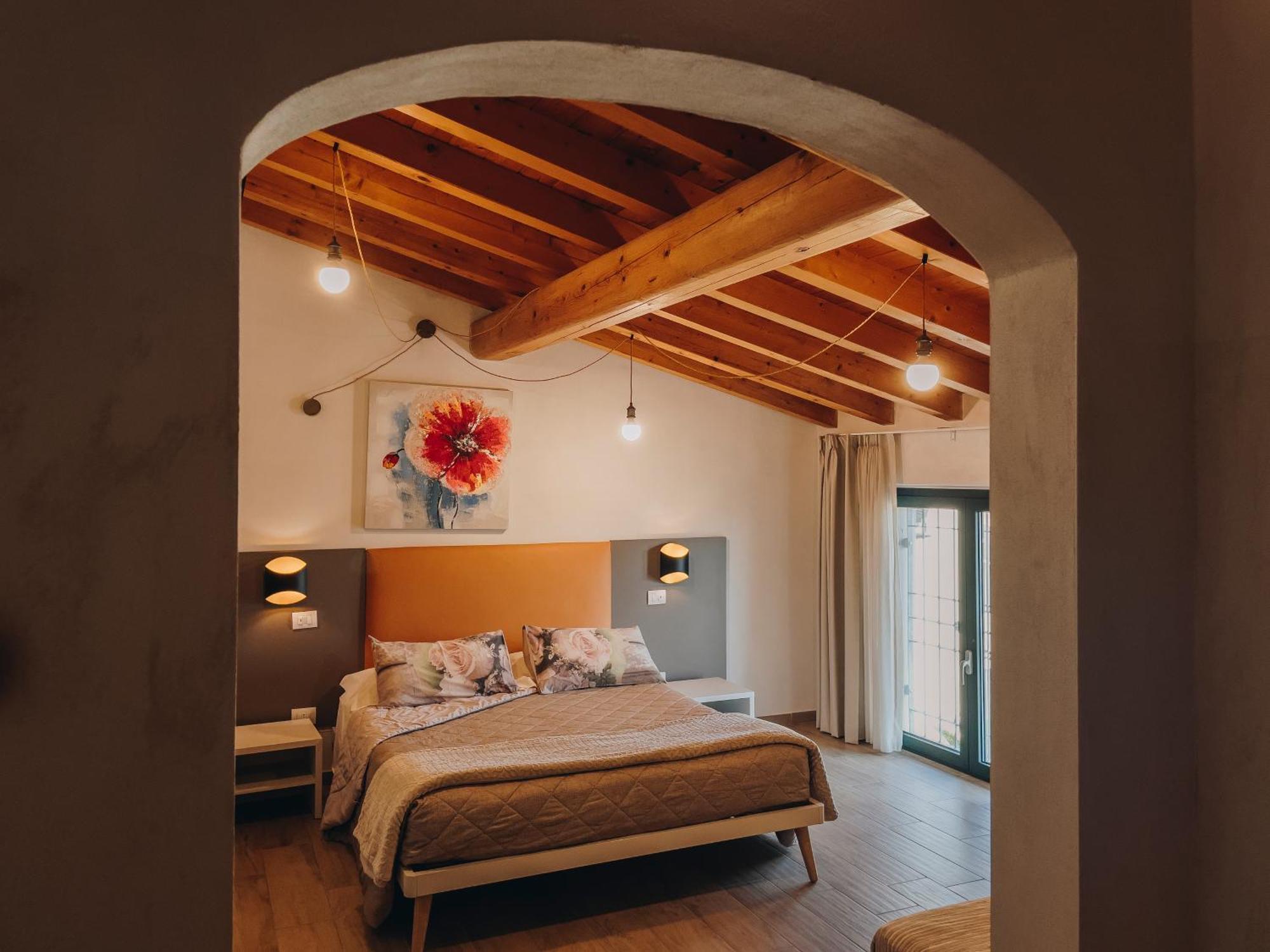 Agriturismo" Il Glicine Bianco" 蒙赞巴诺 外观 照片