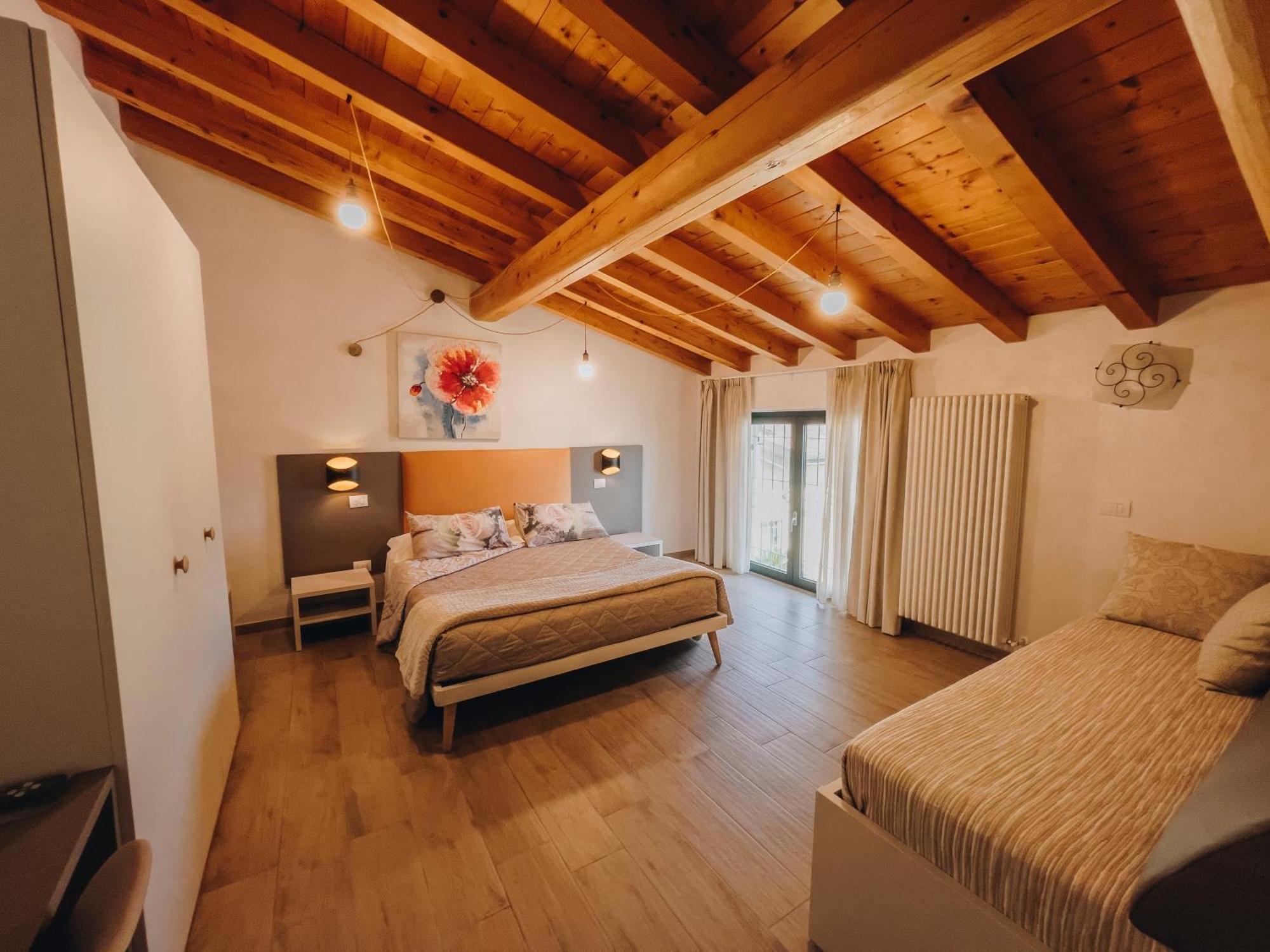 Agriturismo" Il Glicine Bianco" 蒙赞巴诺 外观 照片